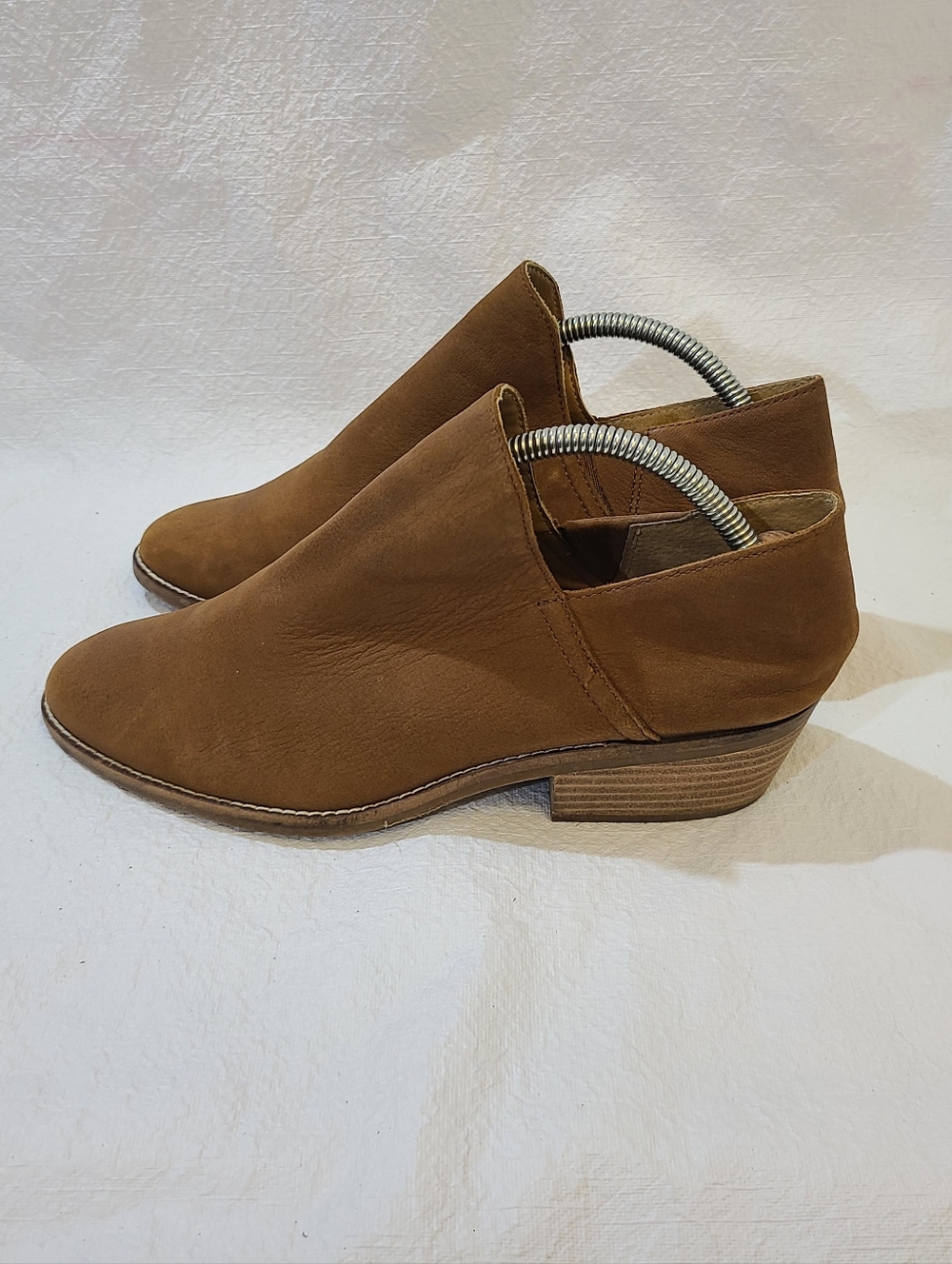 Womens Lucky Brand Fausst Ankle Bootie Size: 9.5 Color: Cedar